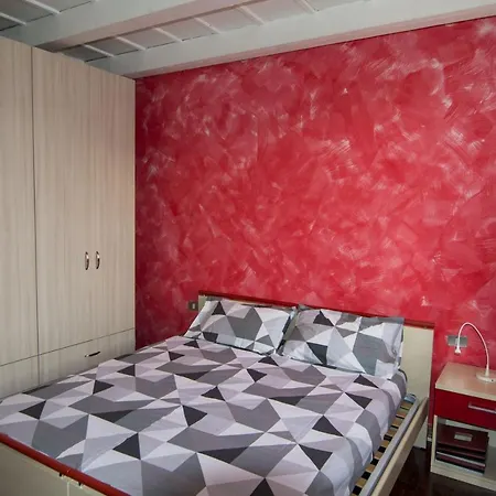 Apartment Dei Frutti Pieno Centro - Il Ribes